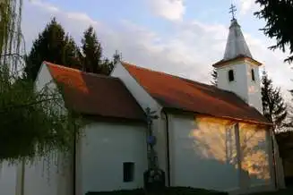Kirandulastervezo-Gadany-Katolikus-templom.webp