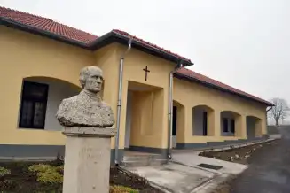 Szabó István tudós pap emlékszobája, Kazár