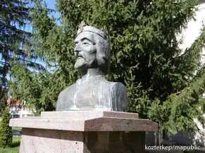 Kirandulastervezo-Szabadszentkiraly-Szent-Istvan-szobor.webp