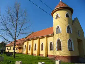 Kirandulastervezo-Terpes-Katolikus-templom.webp