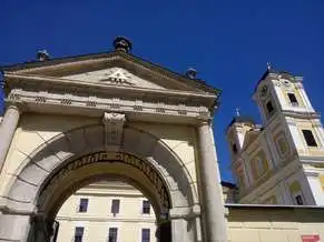 Magyarok Nagyasszonya Bazilika, Márianosztra