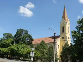 Mezokovacshaza-Katolikus-templom.webp