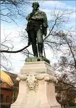 Bessenyei György szobor, Nyíregyháza