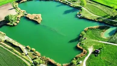 Borsosgyőri Kékvízű tó, Pápa