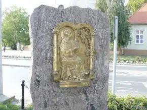 Soltvadkert-Szent-Orban-szobor.webp