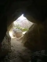 Zelezna-baba-barlang, Sóskút