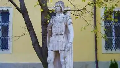 Szent Imre szobra, Székesfehérvár