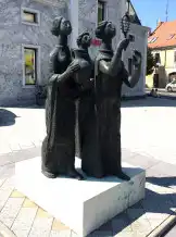 Ünnepi menet - szobor, Szombathely