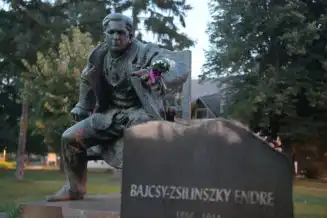 Bajcsy-Zsilinszky Endre szobor, Tarpa