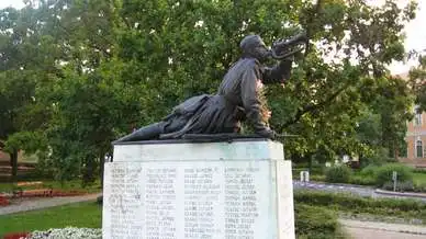 I. világháborús emlékmű, Tata
