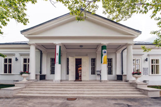 Tolcsvai Szirmay-Waldbott Kastély Látógatóközpont, Tolcsva