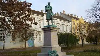Vörösmarty Mihály szobra, Székesfehérvár