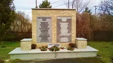 Világháborús emlékmű, Bakonypéterd