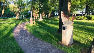 Kézfogás Európa Szoborpark, Balatonalmádi