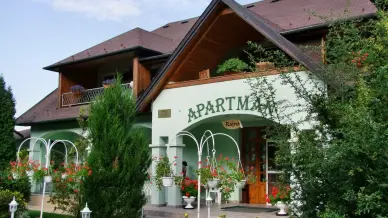 Rajna Apartman, Bogács