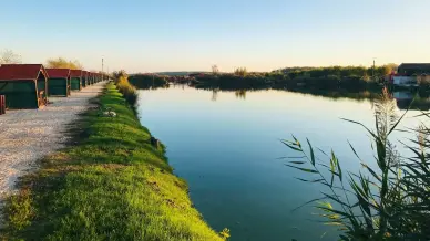 Borgondpuszta Fertozug Horgasz Es Szabadidokozpont 3