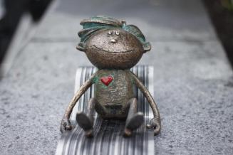 Új Kolodko-szobor került a Nyugati térre