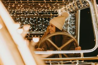 Hatalmas fénypark Budapest új téli attrakciója