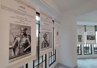 Budapest Margitsziget Attila Kiraly Kiallitas