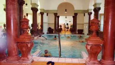 Budapest Szechenyi Gyogyfurdo 5