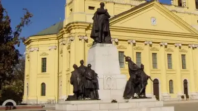 Debrecen Kossuth Szobor 1