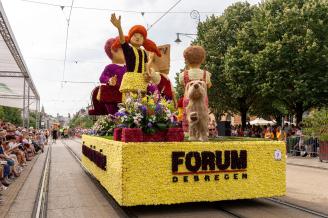 Debreceni Viragkarneval 004