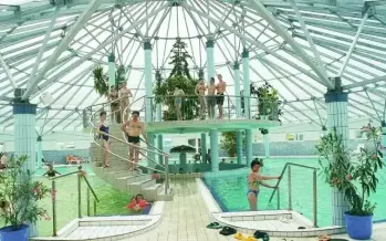 CASTRUM Kemping - Wellness Panzió és Termálfürdő, Galambok