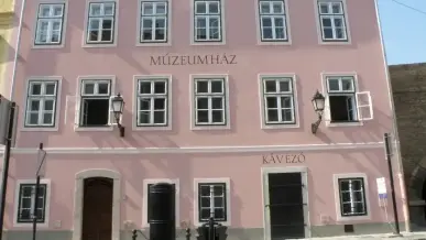 Múzeumház, Győr