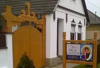 Mítosz Mesegaléria, Fadd