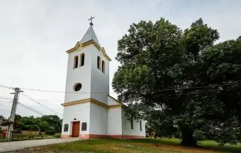 Szent Lukács templom, Kondorfa