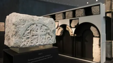 Nemzeti Emlekhely Lk 2