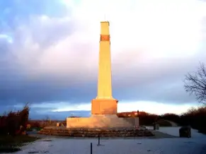 A pákozdi csata emlékműve, Pákozd