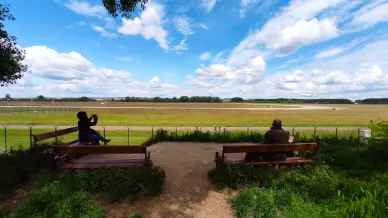 Spotterdomb, Vecsés