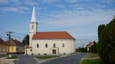 Szent Lukács evangélista templom, Szárföld