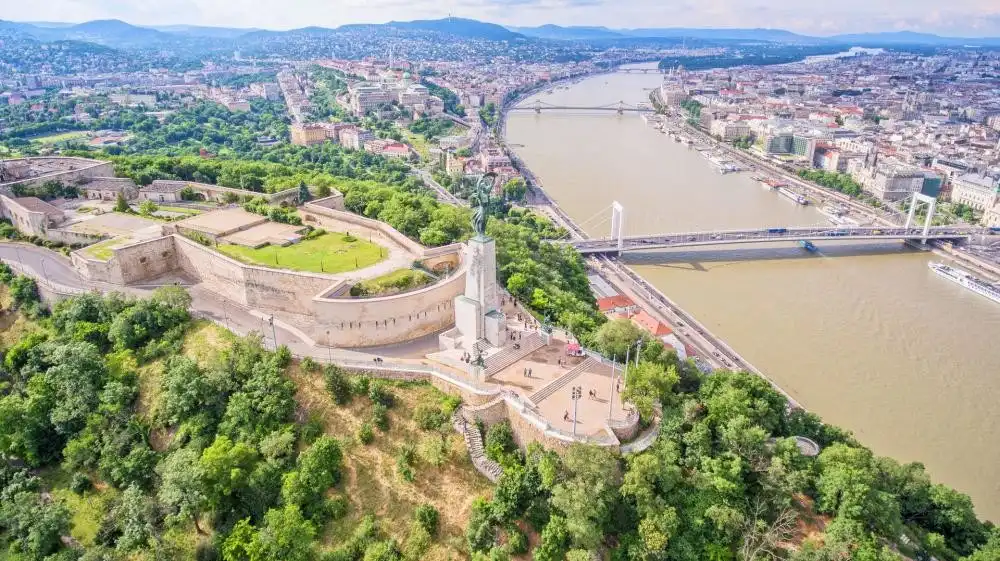 Budapest_Citadella.webp