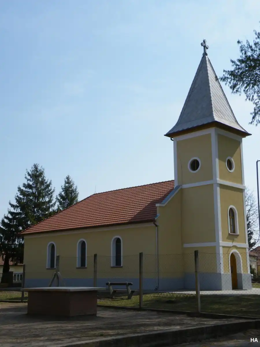 Fulopjakab-Katolikus-templom.webp