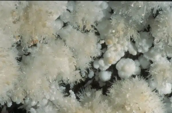 Kirandulastervezo-Beremend-Kristaly-barlang-2.webp