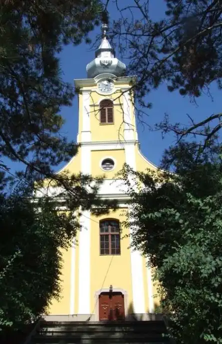 Kirandulastervezo-Bolcske-Katolikus-templom.webp