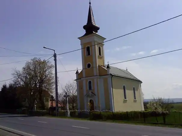 Kirandulastervezo-Csobad-Gorog-Katolikus-templom.webp