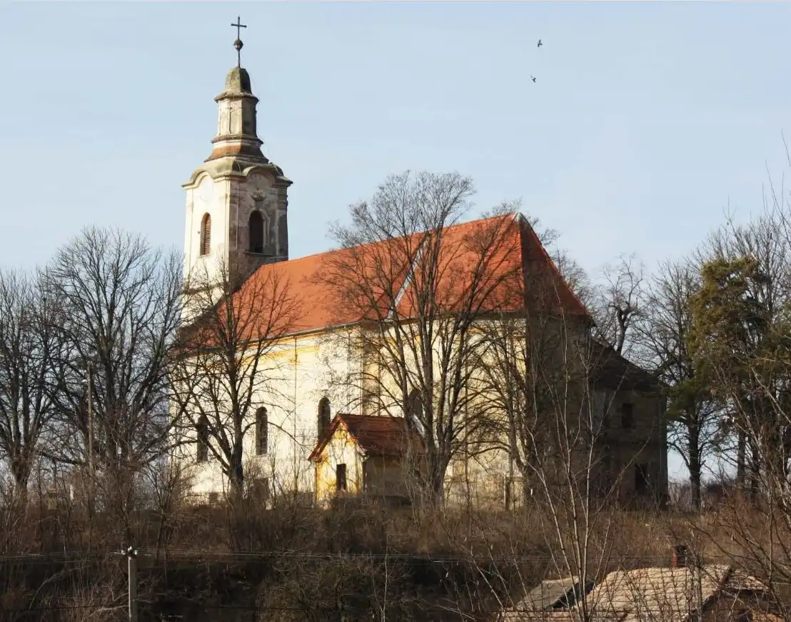 Kirandulastervezo-Gyulaj-Katolikus-templom.webp