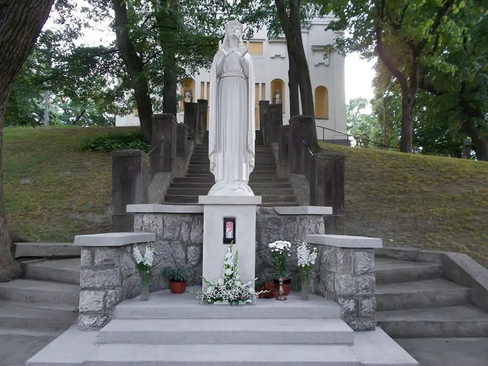 Kirandulastervezo-Hogyesz-Csicsoi-templom-3.webp