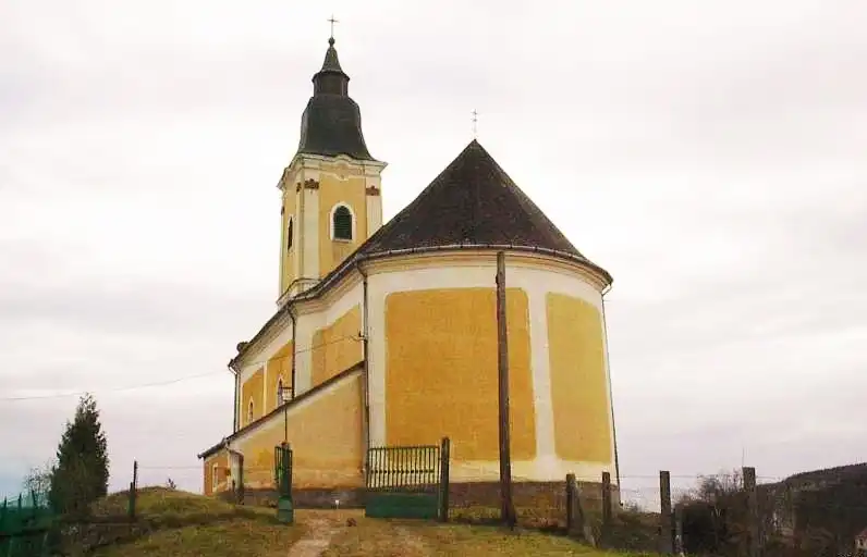 Kirandulastervezo-Karancsbereny-Katolikus-templom.webp
