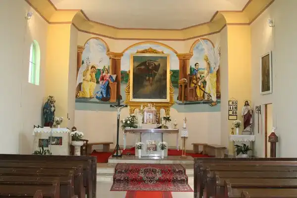 Kirandulastervezo-Kenezlo-Katolikus-templom-2.webp