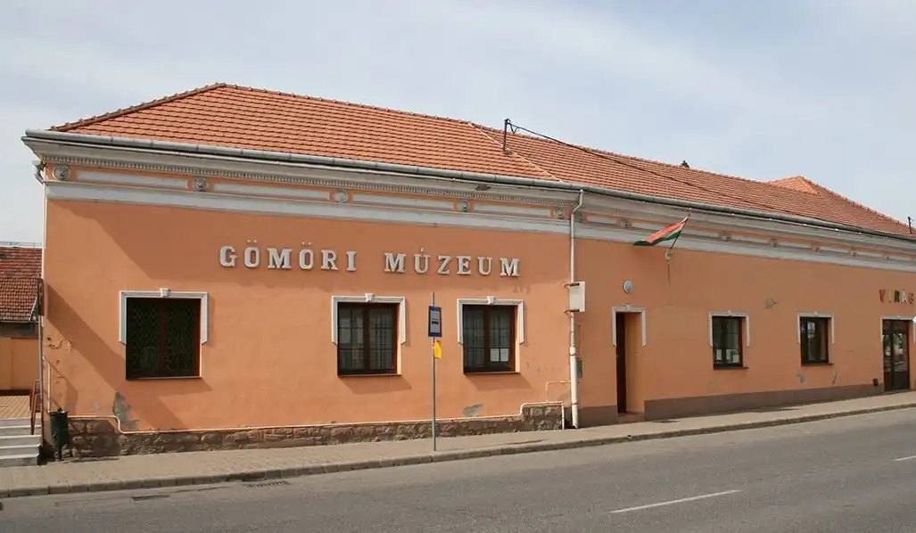 Kirandulastervezo-Putnok-Gomori-Muzeum-1.webp