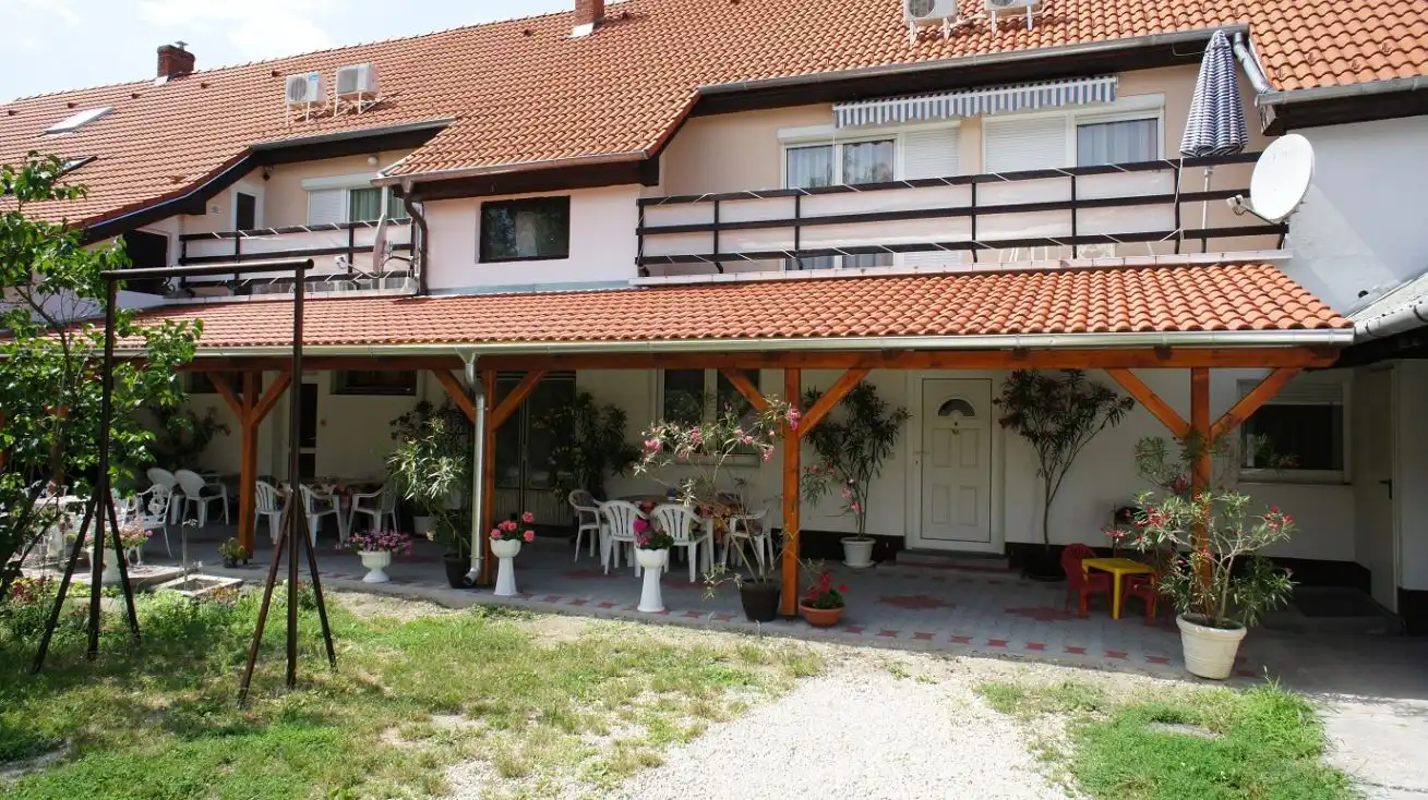 Siofok-Kinga-Apartman-1.webp