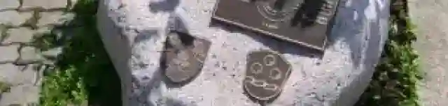 Rimstingi barátság kő