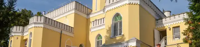 Sir David Balaton Castle