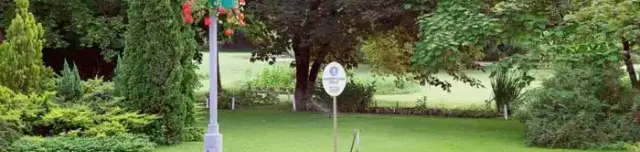 Gyógynövény Kutató Intézet Botanikus Kertje