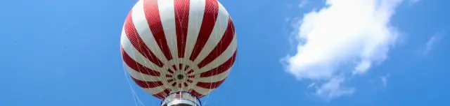 Léghajóval a Városliget fölött