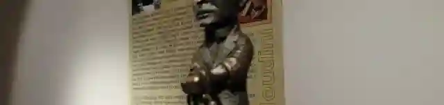 Kolodko Houdini miniszobor